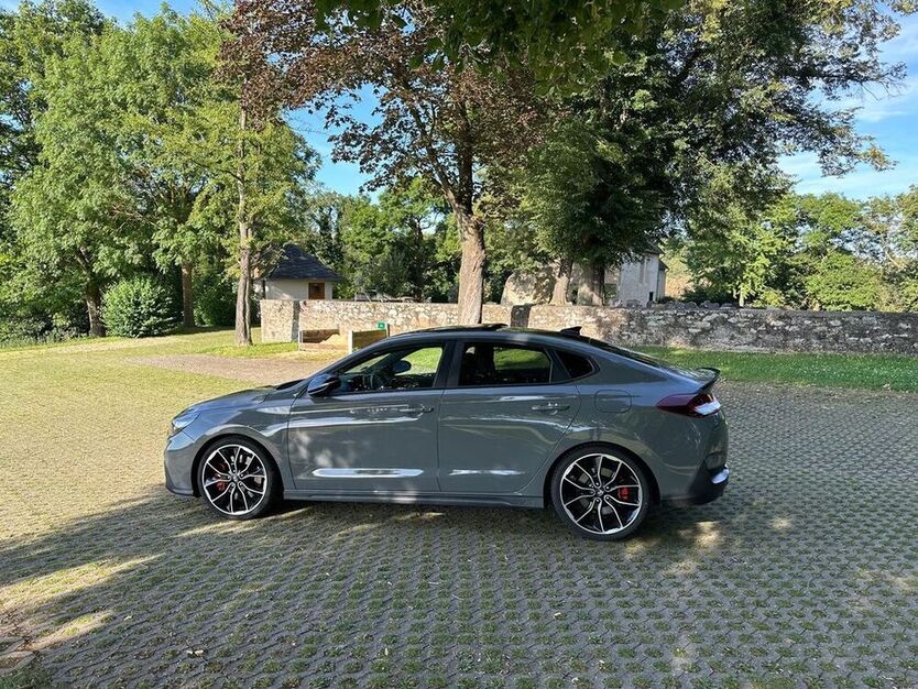 i30