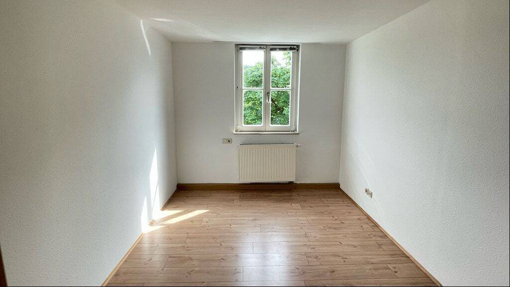 Etagenwohnung Altenberg - 3 Zimmer, 95 m&sup2;, 695&euro; | Angebot:26930662