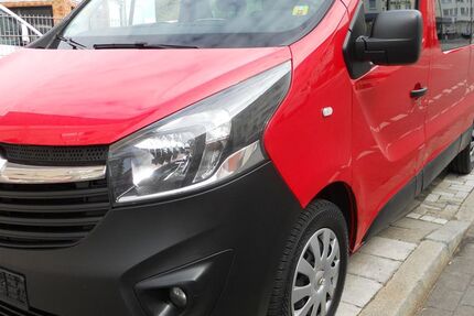 Opel Vivaro 292.300 km 10.472 &euro; Essen 45145