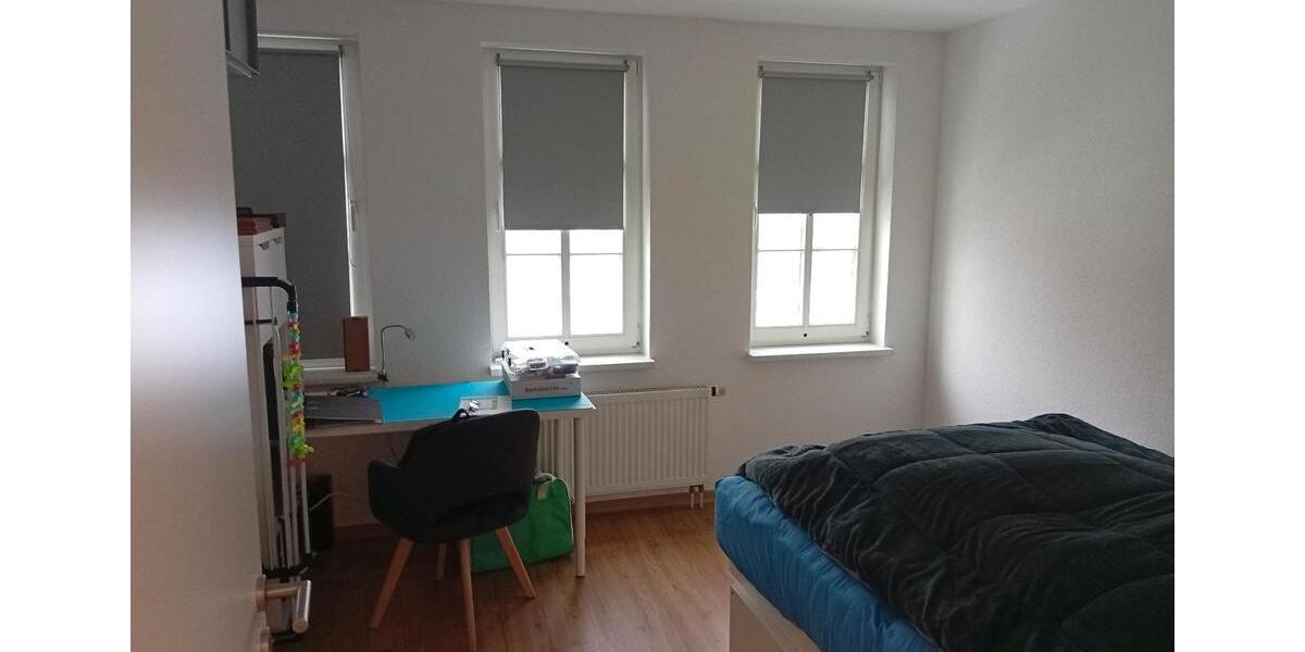 Etagenwohnung Drei Gleichen - 2 Zimmer, 46 m&sup2;, 400&euro; | Angebot:25550359