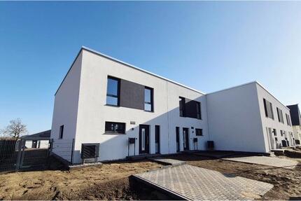 Haus Magdeburg - 4 Zimmer, 136 m&sup2;, 1.690&euro; | Angebot:24815133