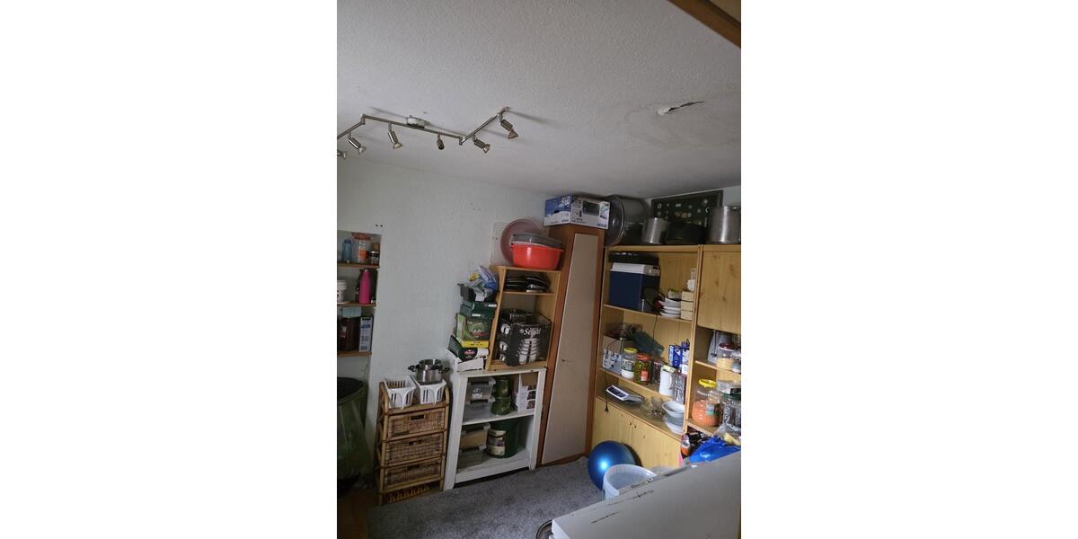 Einfamilienhaus Einbeck - 11 Zimmer, 253 m&sup2;, 1.200&euro; | Angebot:26500466