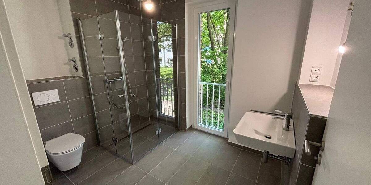 Etagenwohnung Schleswig Altstadt - 3 Zimmer, 87 m&sup2;, 1.300&euro; | Angebot:26904326