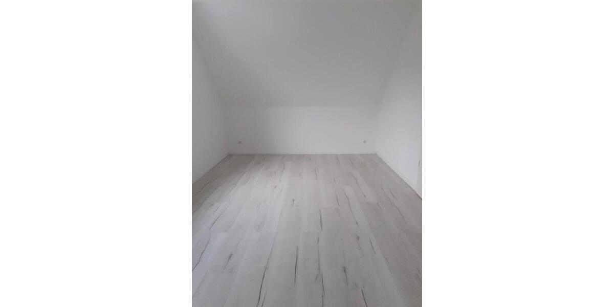 Doppelhaushälfte umgeben von vielen Seen 2.5 zimmer