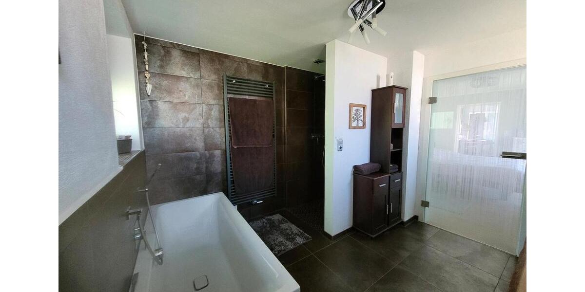 Einfamilienhaus Heinersreuth - 6 Zimmer, 152 m&sup2;, 485.000&euro; | Angebot:27262370