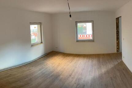 Kernsanierte 2-Zimmer-EG-Wohnung mit EBK & Terrasse in Möhringen