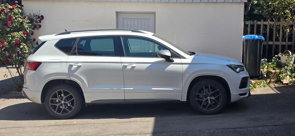 Seat Ateca 100.000 km 21.000 &euro; Strümpfelbach 71384