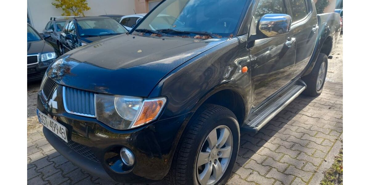 Mitsubishi L200 186.500 km 7.490 &euro; Berlin-Mariendorf 12109