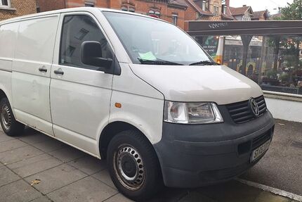VW T5 Transporter 121.500 km 5.400 € Stuttgart 70188