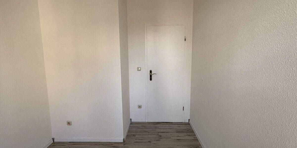 Etagenwohnung Zwickau Marienthal - 1 Zimmer, 36 m&sup2;, 38.000&euro; | Angebot:25780740