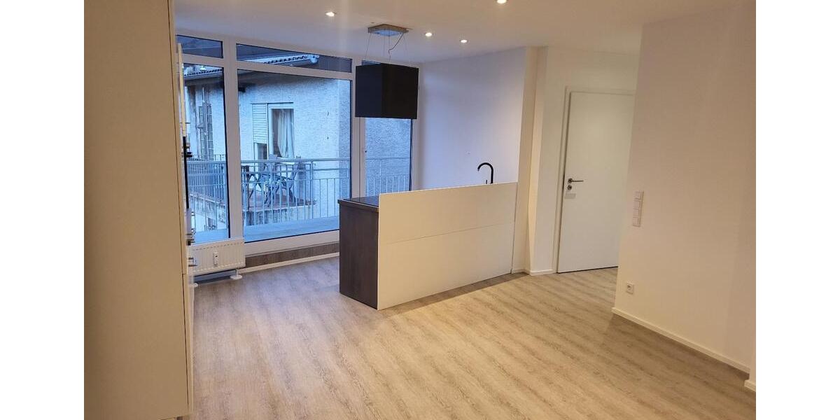Dachgeschoßwohnung Eberbach - 1.5 Zimmer, 78 m&sup2;, 875&euro; | Angebot:26365223
