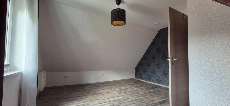 Dachgeschoßwohnung Lohr am Main - 6 Zimmer, 150 m&sup2;, 298.000&euro; | Angebot:26261853