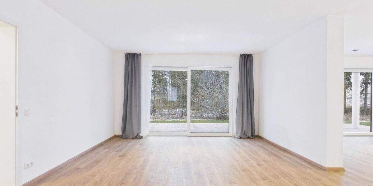 Doppelhaushälfte Moosinning Eichenried - 8 Zimmer, 315 m&sup2;, 4.200&euro; | Angebot:24975065
