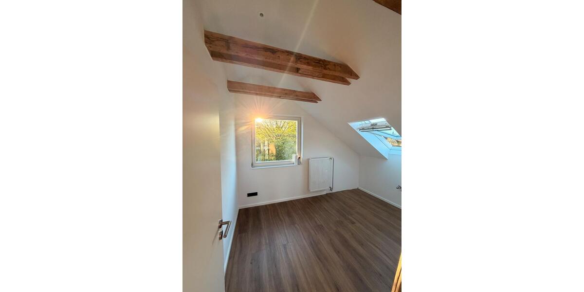 Dachgeschoßwohnung Bordesholm - 2 Zimmer, 60 m&sup2;, 800&euro; | Angebot:26374308