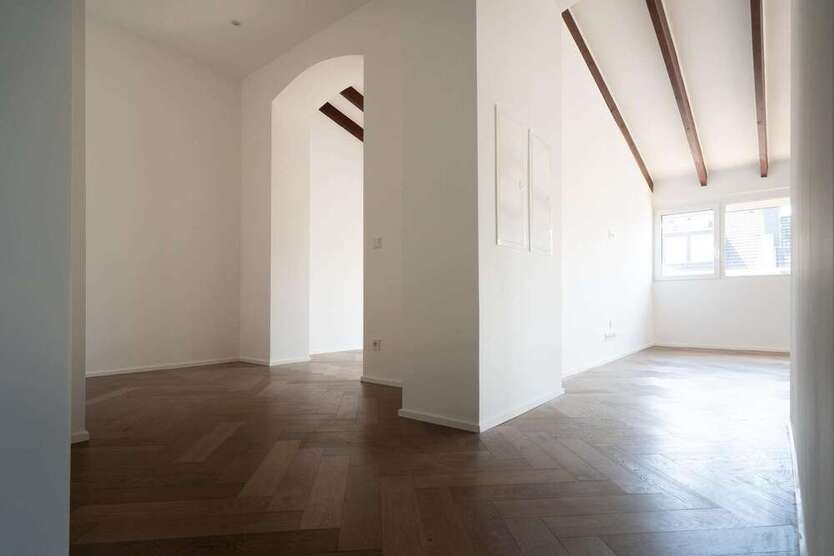 Wohnung zum Kaufen in Düsseldorf 949.000 € 164.82 m²