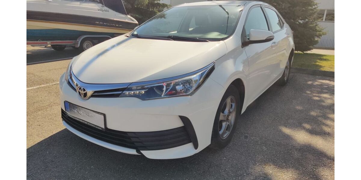 Toyota Corolla 282.000 km 7.900 &euro; Silberstedt 24887