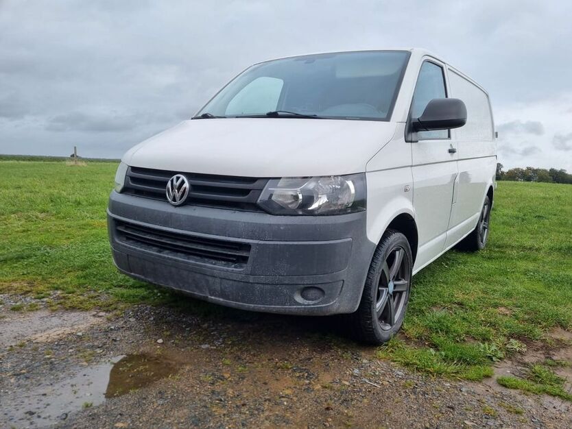 VW T5 Transporter 211.945 km 10.300 € Rödinghausen 32289