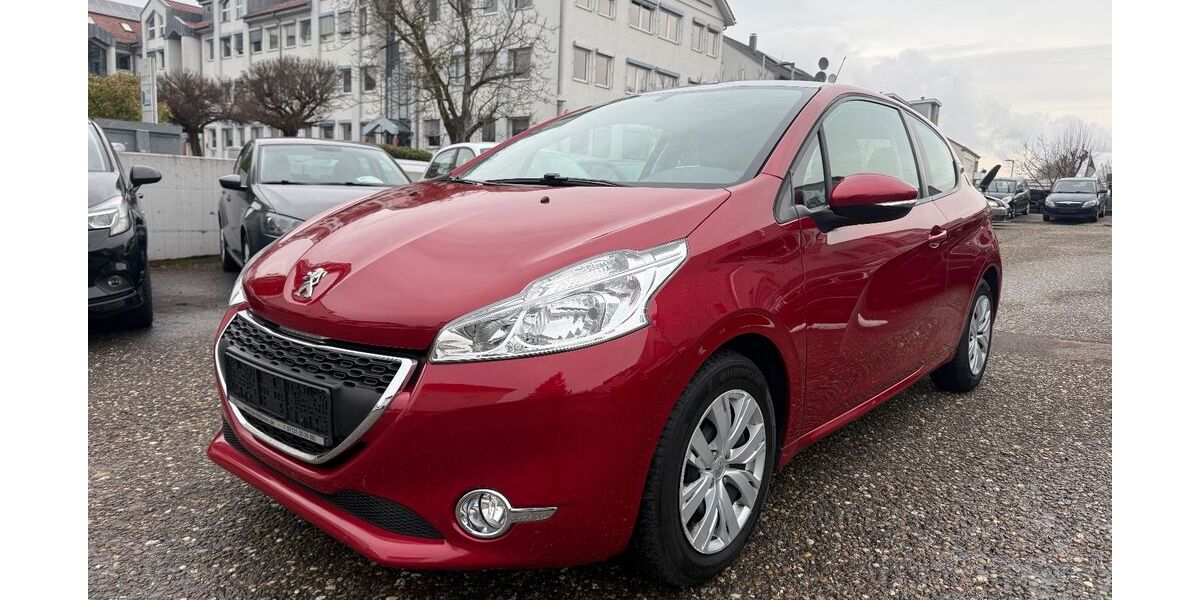 Peugeot 208 135.000 km 3.990 &euro; Heilbronn 74080