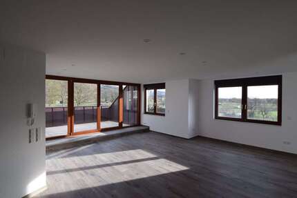 Wohnung zum Mieten in Ettlingen 2.200 € 195 m² 5 zimmer