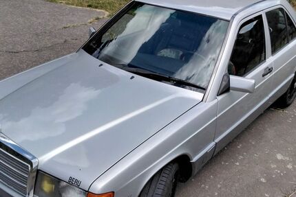 Mercedes-Benz 190 154.000 km 18.720 &euro; Traben-Trarbach 56841