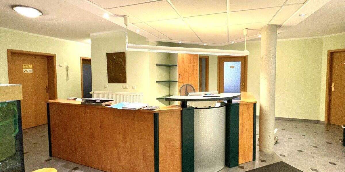 Gewerbeobjekt Prenzlau - 6 Zimmer, 299.000&euro; | Angebot:25674905