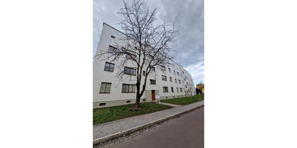 Etagenwohnung Magdeburg Neue Neustadt - 4 Zimmer, 92 m&sup2;, 668&euro; | Angebot:25547016