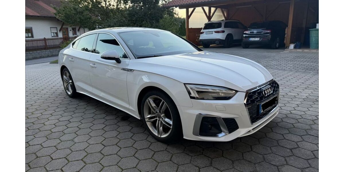 Audi A5 49.730 km 30.490 &euro; Bad Kötzting 93444