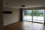 geräumige 3,5-Zimmer-Wohnung mit großem Balkon mit Blick ins Neckartal