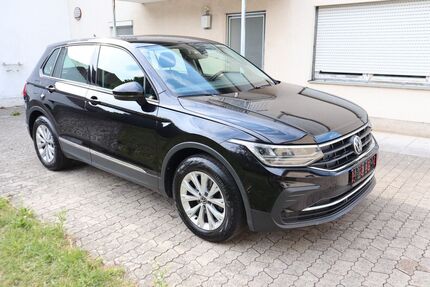 VW Tiguan 30.000 km 21.890 &euro; Ganacker 94431
