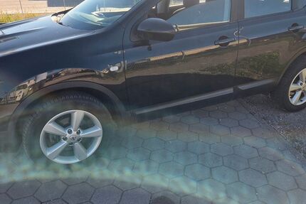 Nissan Qashqai 286.000 km 2.990 &euro; Kaltenkirchen 24568