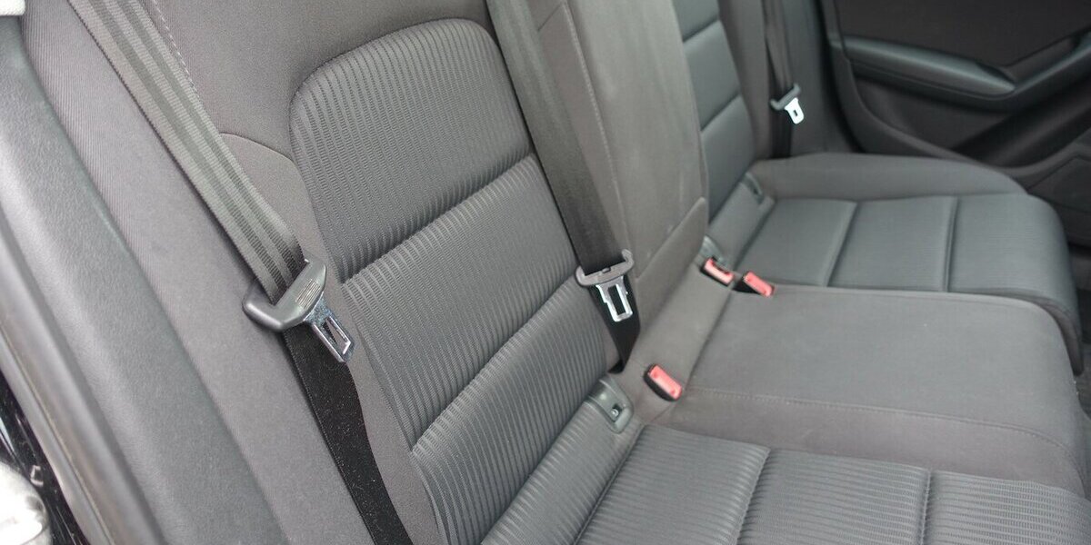 Audi A4 Attraction Autom. Navi PDC Bi-Xenon Sitzheizung 211.800 km 8.950 &euro; Neumarkt/OPf 92318