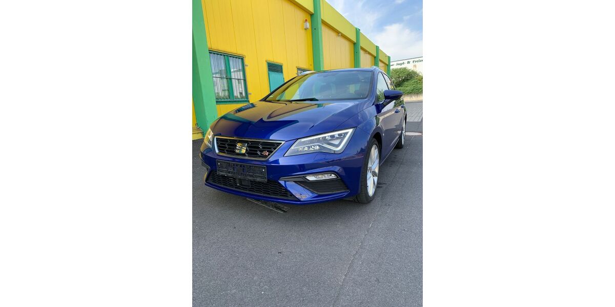 Seat Leon 82.000 km 15.099 &euro; Saalfeld 07318