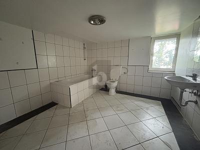 ROHDIAMANT MIT POTENZIAL 8 zimmer