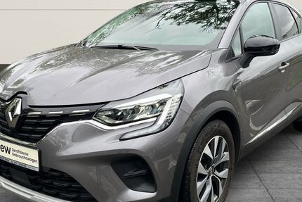 Renault Captur 13.219 km 13.990 &euro; Frankfurt am Main 60326