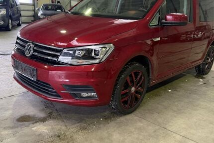 VW Caddy 100.000 km 16.999 &euro; Paderborn 33100