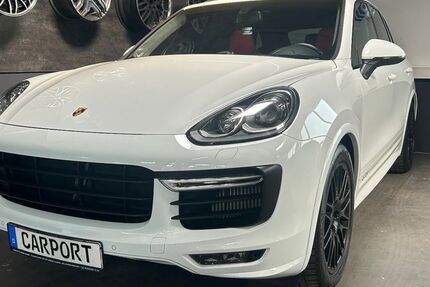 Porsche Cayenne 118.154 km 39.290 &euro; Krefeld 47800