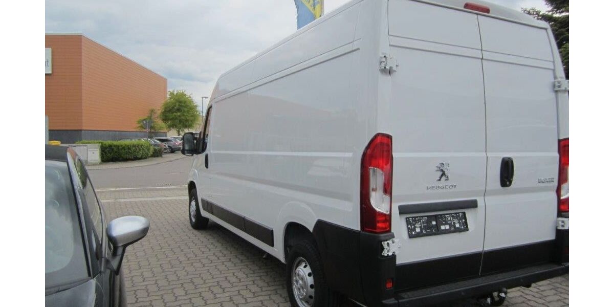 Peugeot Boxer 111 km 29.738 € Eggenstein 76344