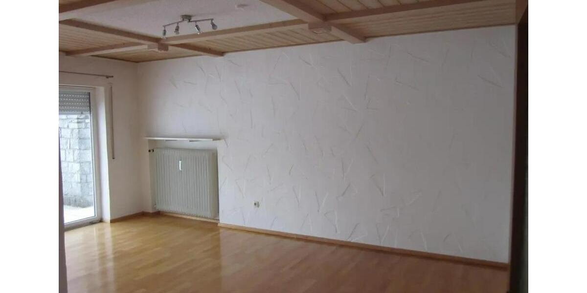 Erdgeschoßwohnung Grafenau Frauenberg - 2 Zimmer, 65 m&sup2;, 475&euro; | Angebot:25572098