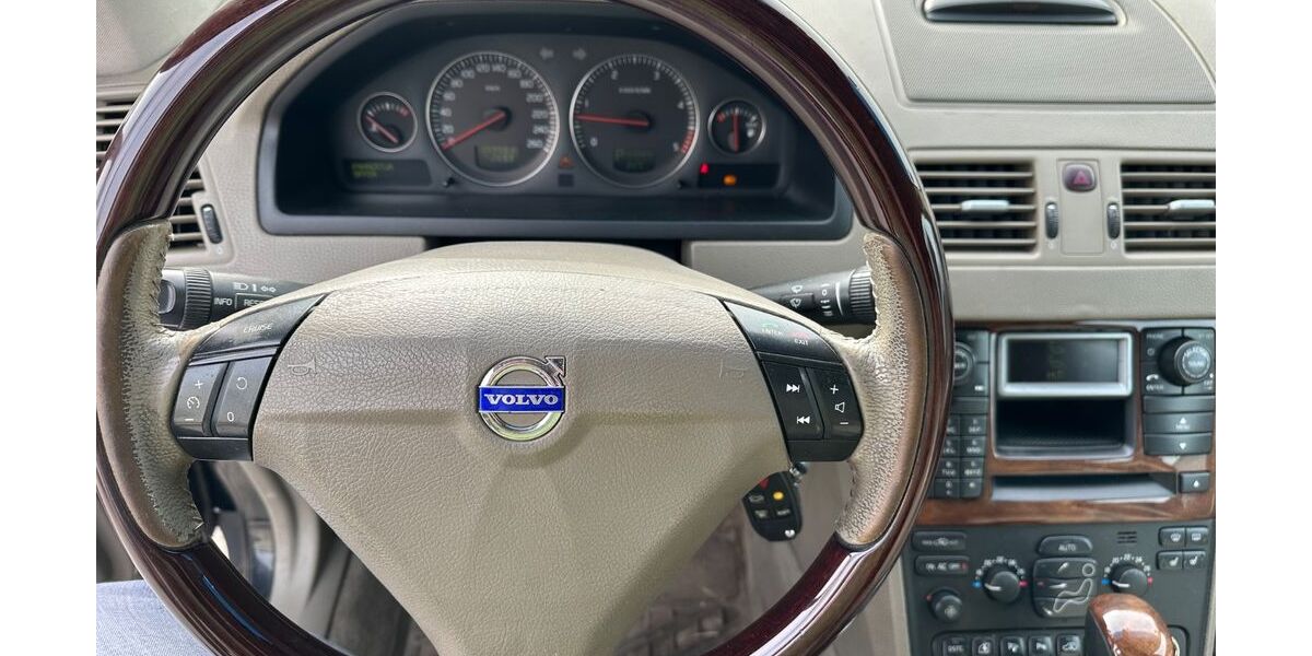 Volvo XC90 339.000 km 2.499 &euro; Waltenhofen 87448