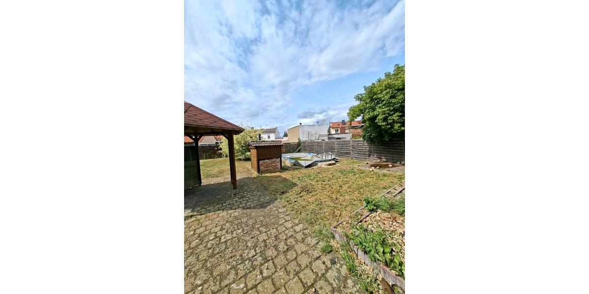 Bauernhaus, Landhaus Barby - 6 Zimmer, 205 m&sup2;, 185.000&euro; | Angebot:27454202