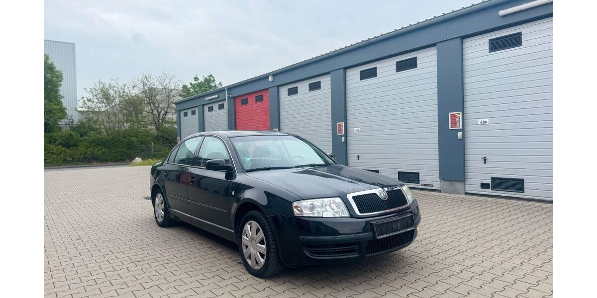 Skoda Superb 165.000 km 1.799 € Groß Gerau 64521