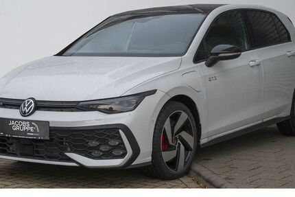 VW Golf 5.555 km 48.990 &euro; Düren 52351