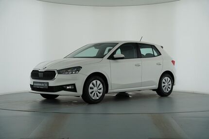 Skoda Fabia 8.998 km 15.889 &euro; Sangerhausen 06526
