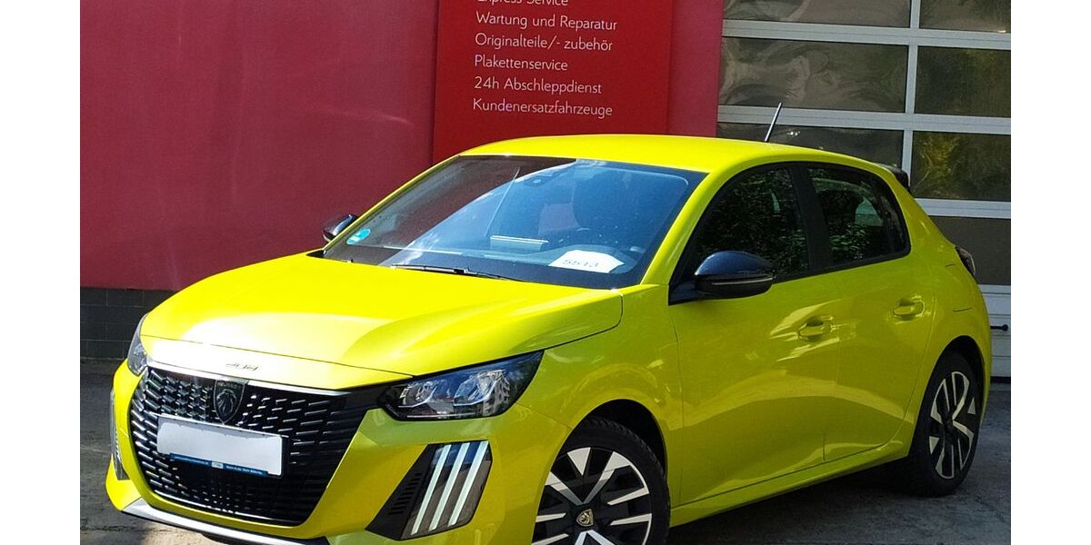 Peugeot 208 17.890 km 13.990 &euro; Berlin 10317