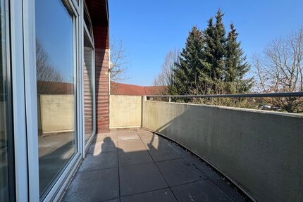 Ideal für Senioren: 3-Zimmerwohnung mit Balkon und PKW-Stellplatz