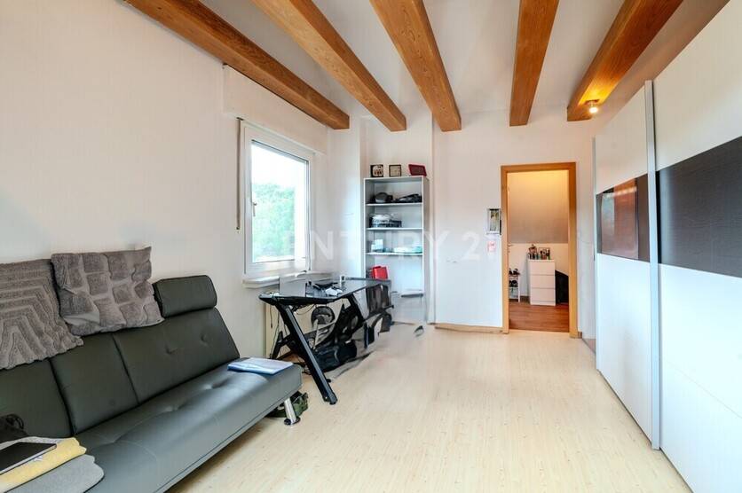Einmalige Chance: Junges Reihenendhaus mit Garage