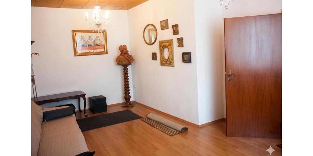 Reihenhaus Bedburg - 10 Zimmer, 176 m&sup2;, 429.000&euro; | Angebot:26921792