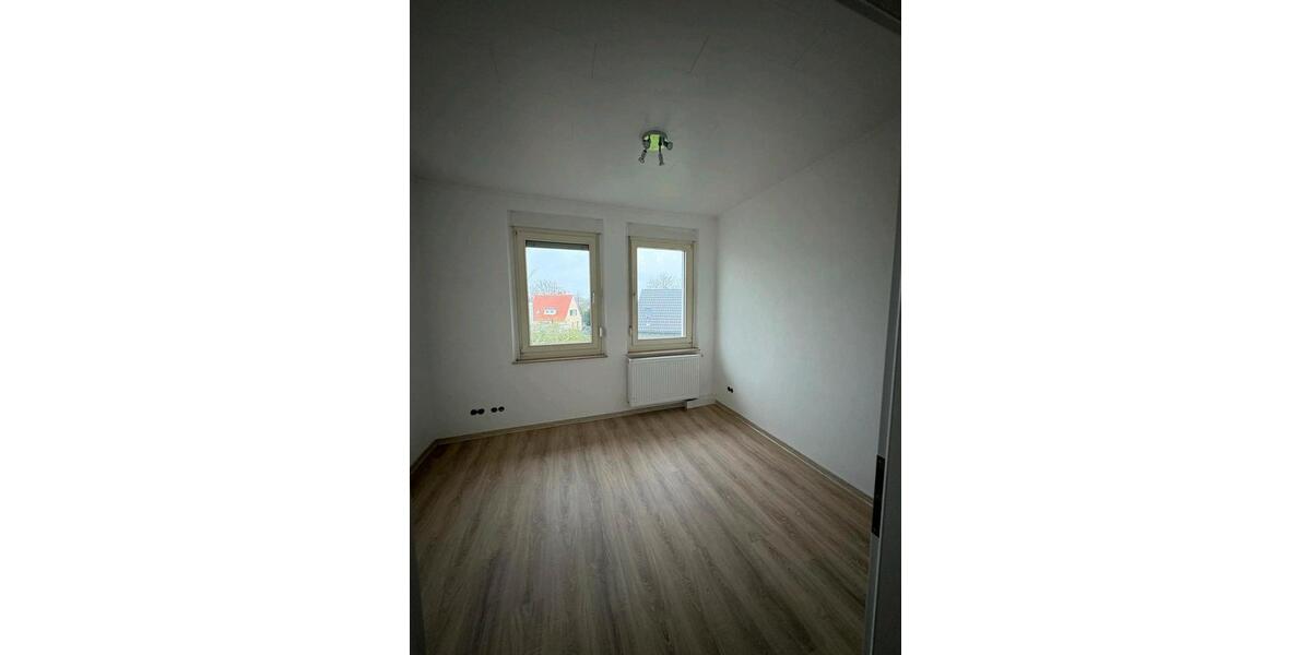 Einfamilienhaus Bad Oeynhausen Rehme - 6 Zimmer, 140 m&sup2;, 1.920&euro; | Angebot:26154318
