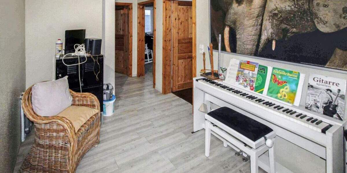 Exklusive Gewerbe- und Wohnimmobilie in Kappeln: Wohnen und Arbeiten in Perfektion 8 zimmer