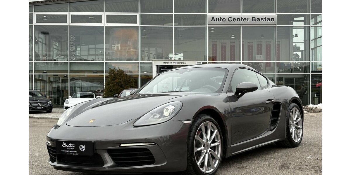 Porsche Cayman 718 KAMERA/NAVIGATION/SITZHEIZUNG 14.510 km 59.900 &euro; Villingen-Schwenningen 78054